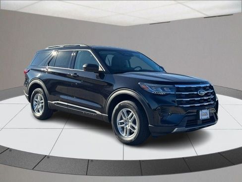 New 2026 Ford Explorer Active image 2