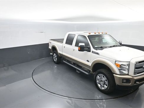 Used 2014 Ford F350 King Ranch w/ King Ranch w/Chrome Package image 9