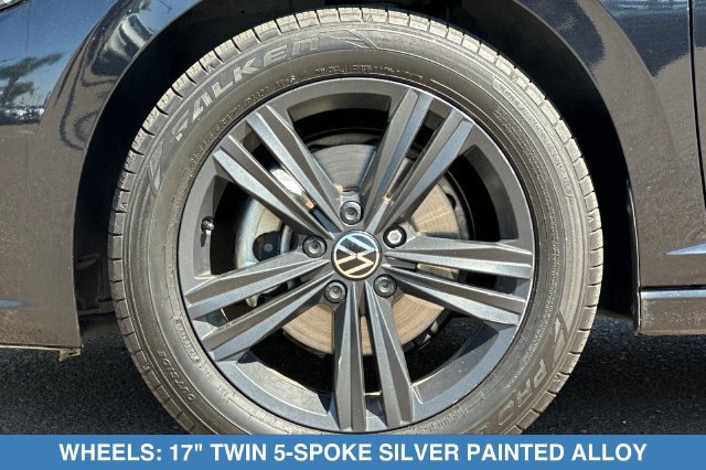 Used 2023 Volkswagen Jetta SE w/ Panoramic Sunroof Package FWD image 27