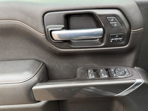 Used 2021 GMC Sierra 1500 AT4 w/ AT4 Value Package image 11