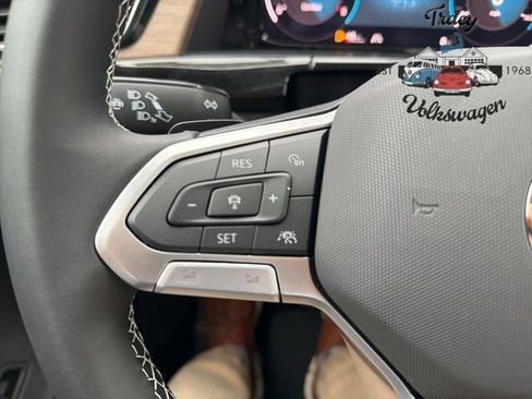 New 2026 Volkswagen Atlas SE image 15