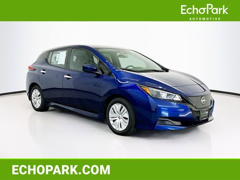 Used 2024 Nissan Leaf S FWD image 1