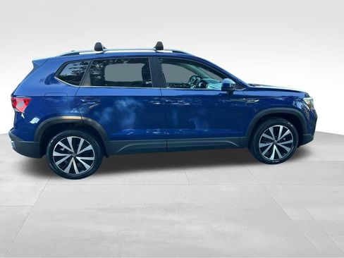 Used 2022 Volkswagen Taos SE AWD/4WD image 6