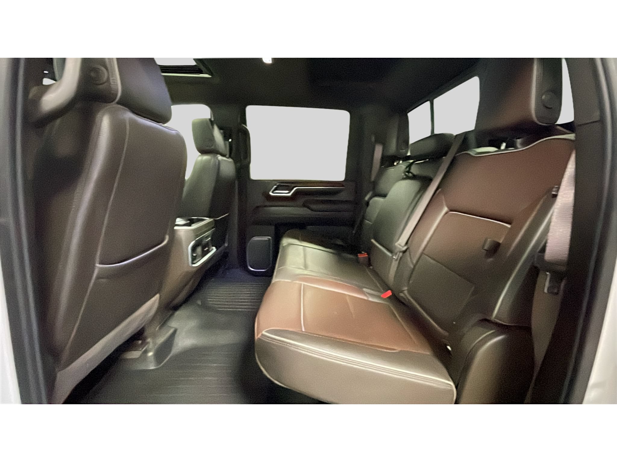 Used 2024 GMC Sierra 2500 Denali w/ Denali Reserve Package AWD/4WD image 17