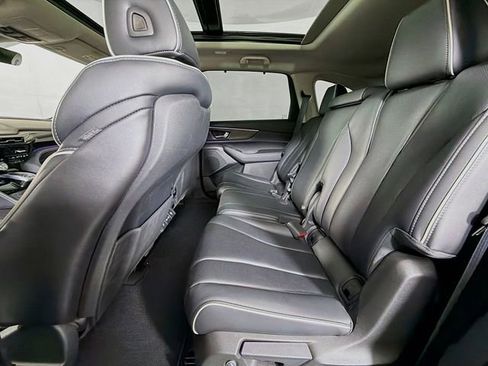 Used 2023 Acura MDX SH-AWD w/ Advance Package image 27