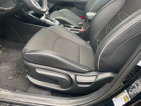 Used 2024 Kia Forte GT-Line w/ GT-Line Premium Package image 13