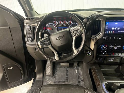 Certified 2020 Chevrolet Silverado 1500 RST image 18