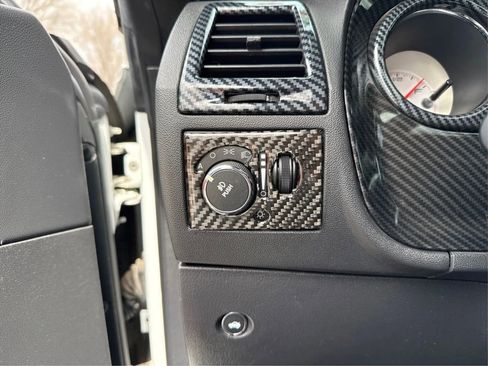 Used 2013 Dodge Challenger R/T Plus image 19