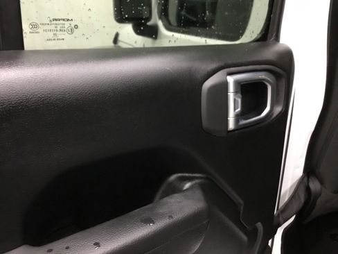 Used 2023 Jeep Wrangler Sport image 13