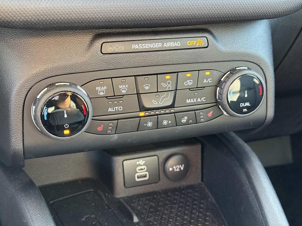 Used 2024 Ford Bronco Sport Outer Banks w/ Tech Package AWD/4WD image 40