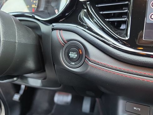 Used 2025 Dodge Durango GT AWD/4WD image 16