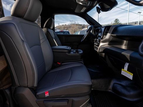 New 2026 RAM 3500 Tradesman AWD/4WD image 21