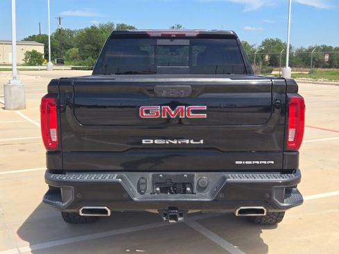 Used 2019 GMC Sierra 1500 Denali w/ Denali Ultimate Package AWD/4WD image 4