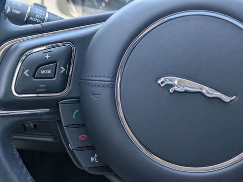 Used 2019 Jaguar XJ R-Sport AWD/4WD image 15