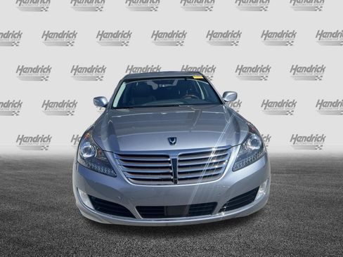 Used 2014 Hyundai Equus Signature RWD image 3