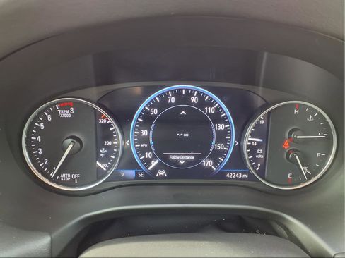 Used 2024 Buick Enclave Avenir w/ Avenir Technology Package FWD image 30