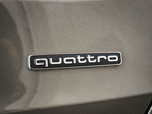 Used 2023 Audi Q3 2.0T Premium Plus w/ Premium Plus Package image 17