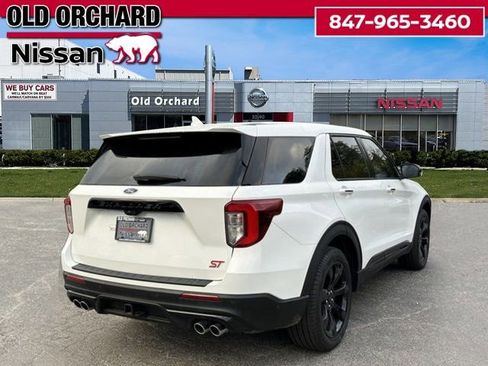 Used 2022 Ford Explorer ST w/ ST Street Pack image 5