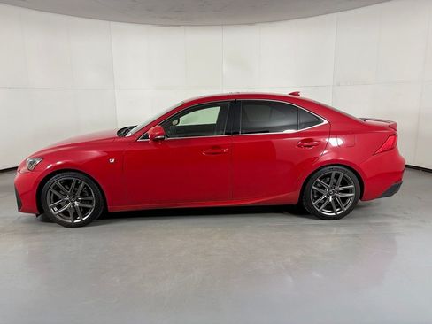 Used 2020 Lexus IS 350 F Sport w/ F Sport Package RWD image 5