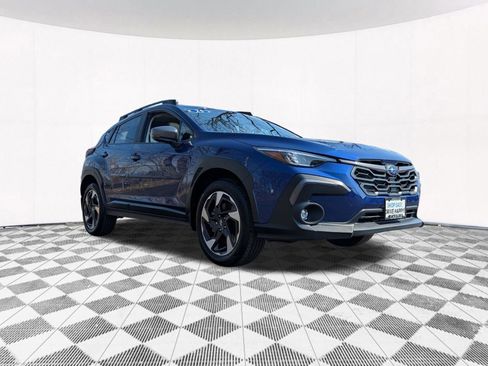 Used 2025 Subaru Crosstrek 2.5i Limited w/ Crosstrek Mirror Package AWD/4WD image 14