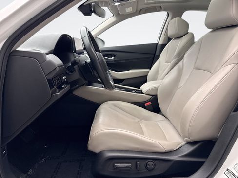 Used 2023 Honda Accord Touring image 11
