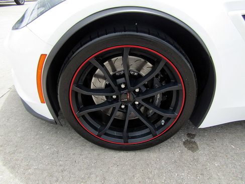 Used 2019 Chevrolet Corvette Grand Sport RWD image 25