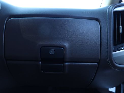 Used 2017 GMC Sierra 1500 SLT w/ SLT Premium Package image 18