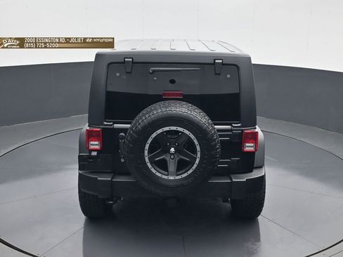 Used 2018 Jeep Wrangler Unlimited Sport S AWD/4WD image 18