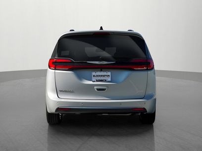 New 2026 Chrysler Pacifica Pinnacle