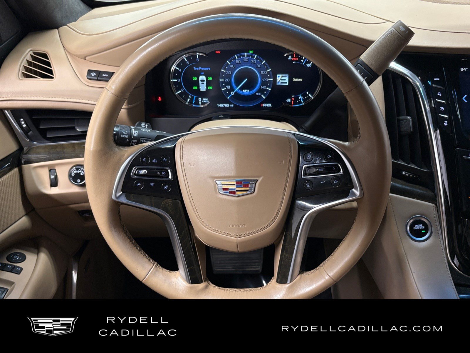 Used 2018 Cadillac Escalade Platinum AWD/4WD image 13