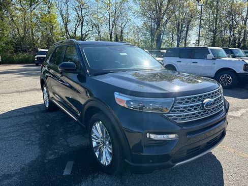 Certified 2024 Ford Explorer Limited w/ Limited Technology Package AWD/4WD image 1