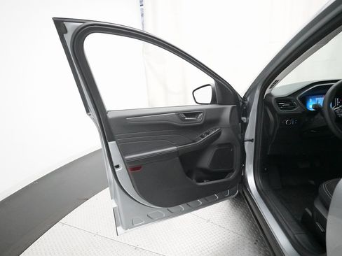 Used 2023 Ford Escape Active image 28