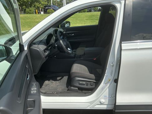 Used 2024 Honda CR-V Sport image 16