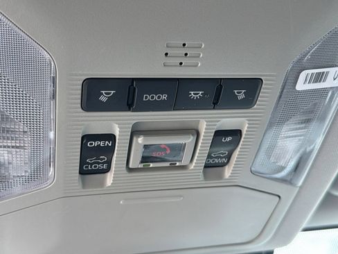 Used 2025 Toyota RAV4 XLE w/ Convenience Package AWD/4WD image 33