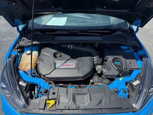 Used 2017 Ford Focus RS AWD/4WD image 82