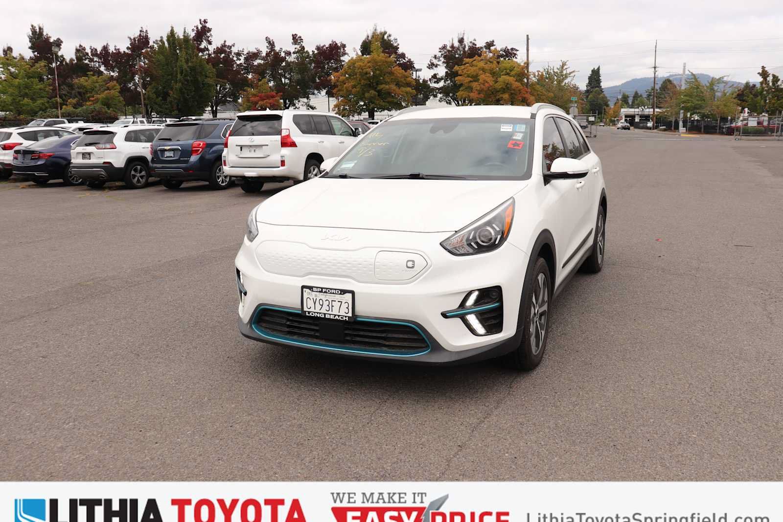 Used 2022 Kia Niro EX w/ Cold Weather Package FWD image 1