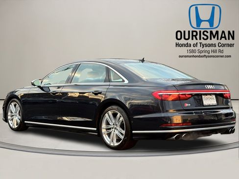 Used 2020 Audi S8 L image 4