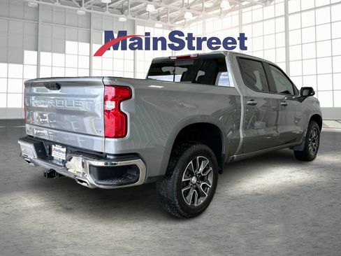 Used 2023 Chevrolet Silverado 1500 LT AWD/4WD image 5