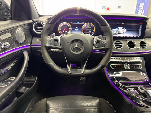 Used 2018 Mercedes-Benz E 63 AMG S image 28