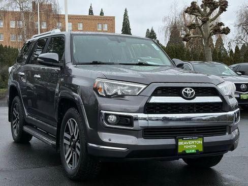Used 2017 Toyota 4Runner Limited image 7