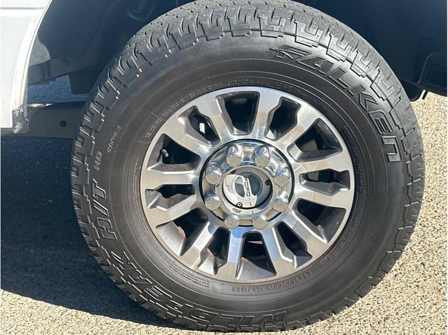 Used 2022 Ford F250 Lariat w/ Lariat Value Package AWD/4WD image 10