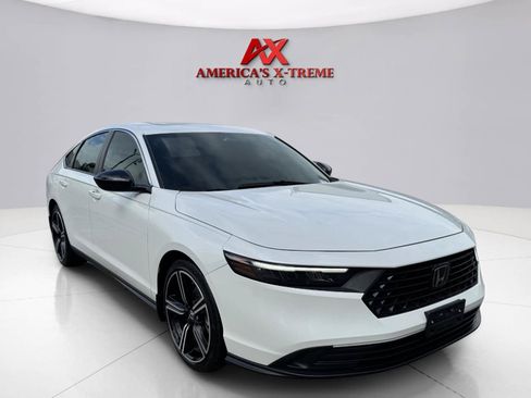 Used 2024 Honda Accord Sport image 8