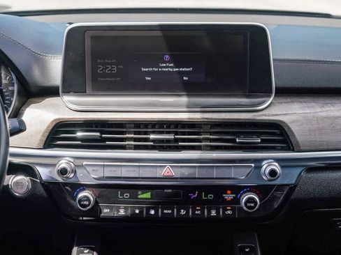 Certified 2022 Kia Telluride EX w/ EX Premium Package FWD image 12