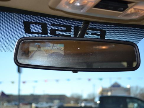 Used 2011 Ford F150 Lariat w/ Lariat Chrome Pkg image 18