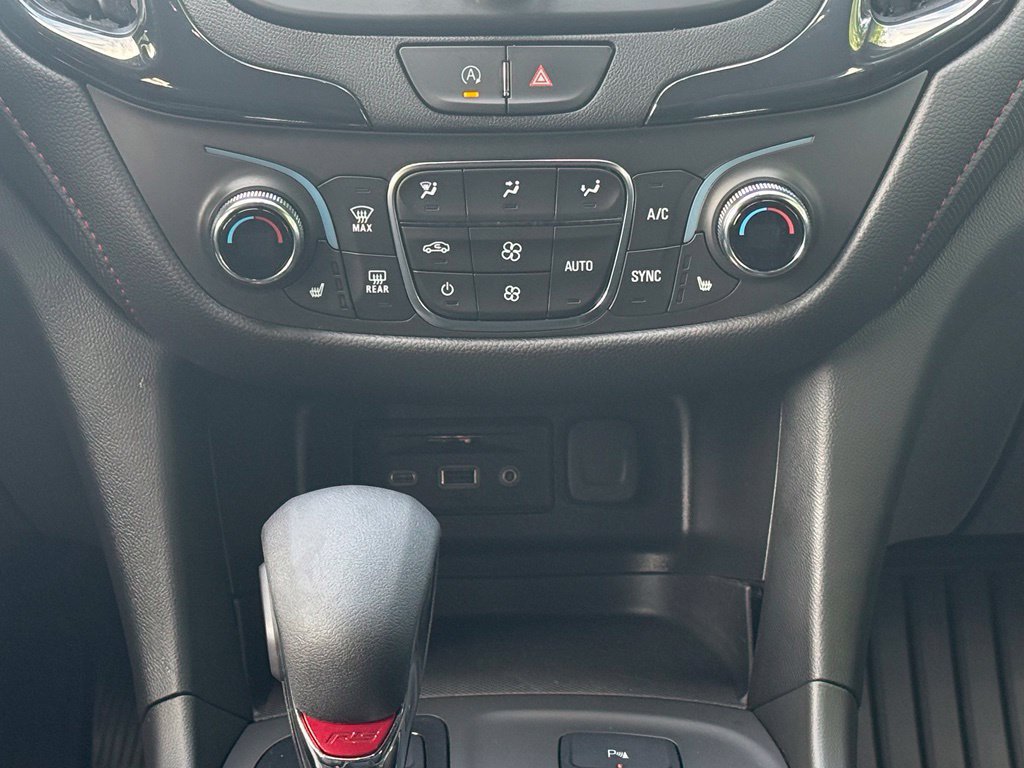 Used 2023 Chevrolet Equinox RS w/ RS Leather Package AWD/4WD image 19