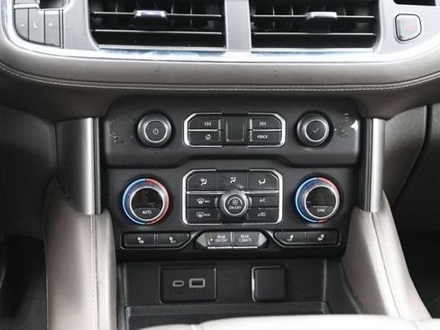 Used 2024 Chevrolet Tahoe LT AWD/4WD image 12