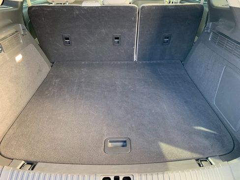 Used 2022 Lincoln Nautilus AWD image 5