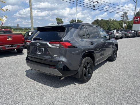 Used 2021 Toyota RAV4 XSE AWD/4WD image 22