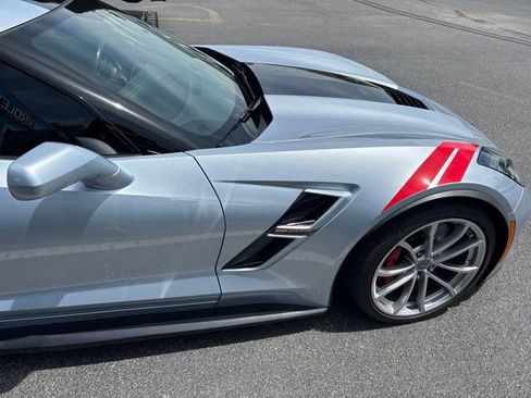 Used 2017 Chevrolet Corvette Grand Sport RWD image 4