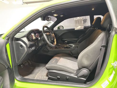 Used 2017 Dodge Challenger R/T w/ Blacktop Package RWD image 20